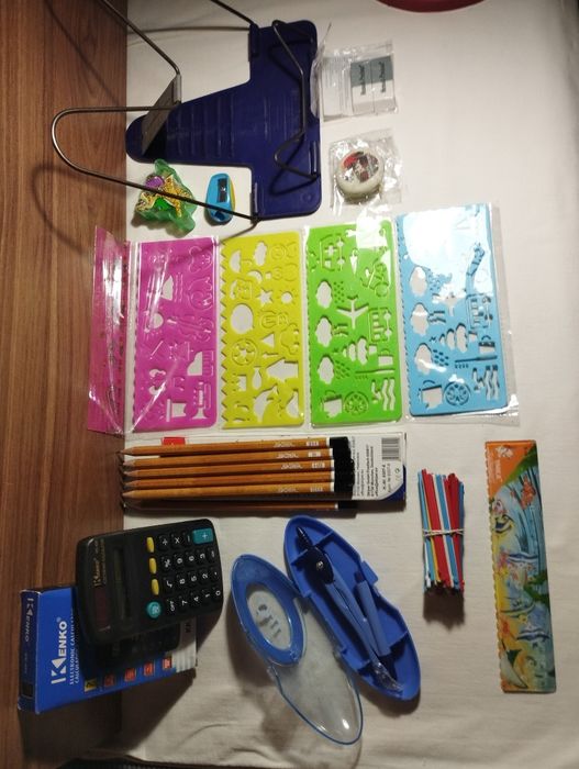 Тропинка...Альбомы. Раскраски.Канцтовары разн., 39 предметов.