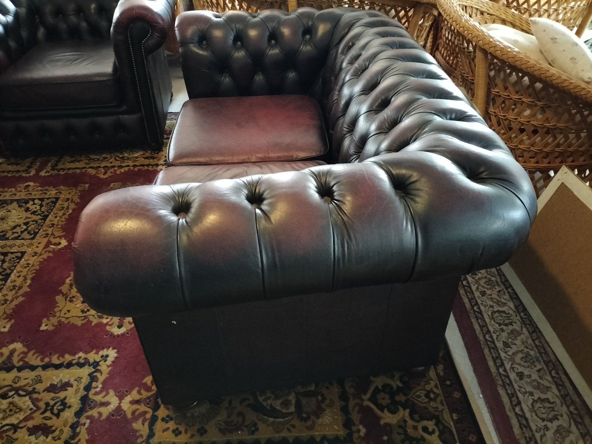 Chesterfield sofa 3 2 i fotel