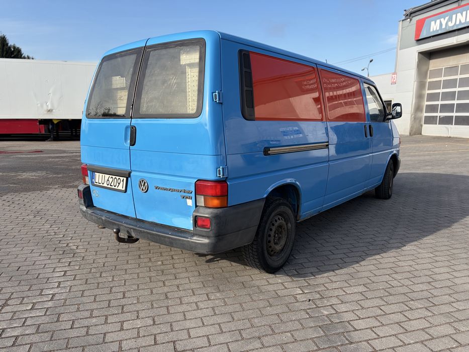 Volkswagen Transporter T4 2,5TDI 102KM niski przebieg furgon