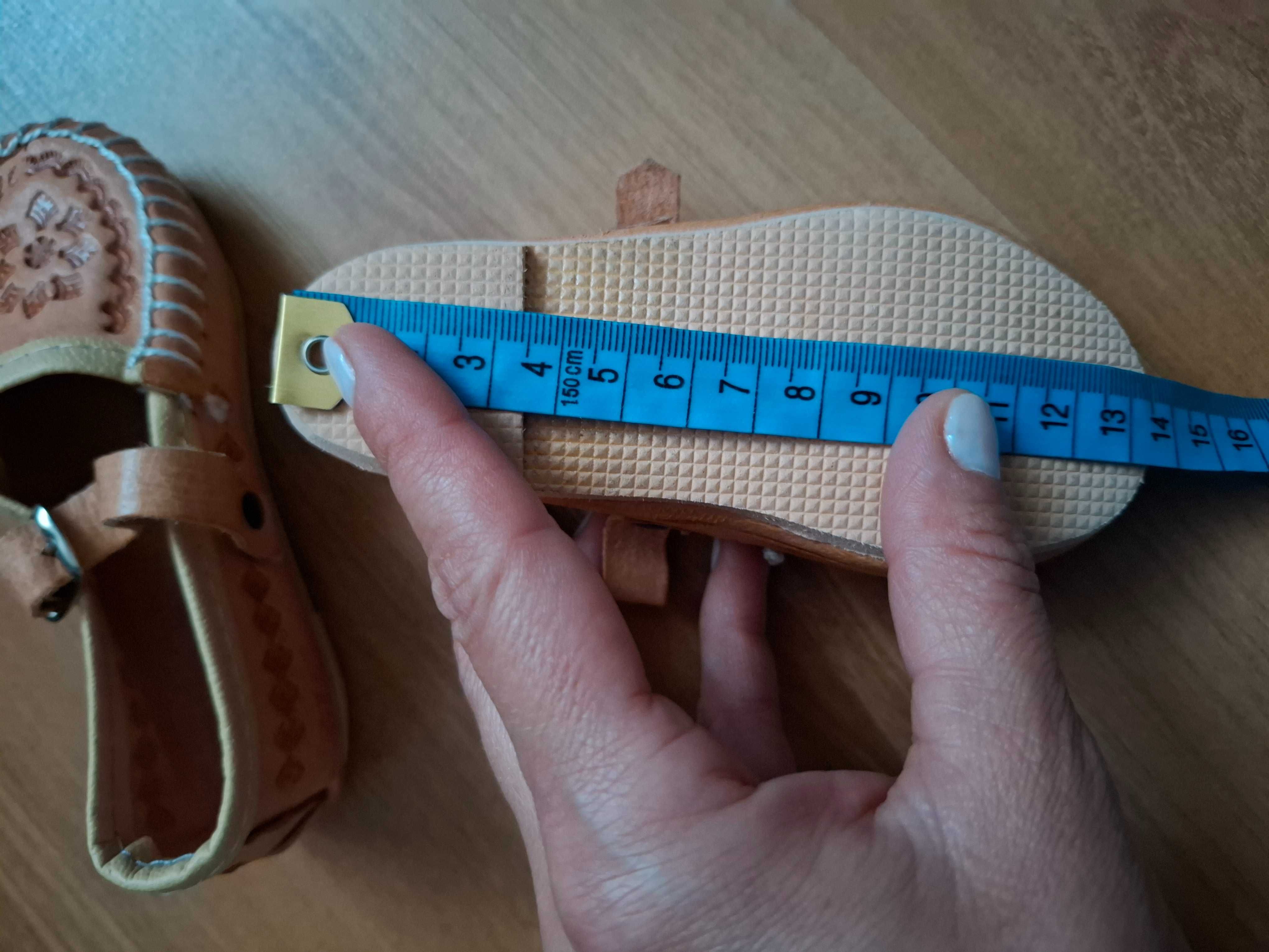 Kierpce dziecięce 14cm rozmiar 22/23