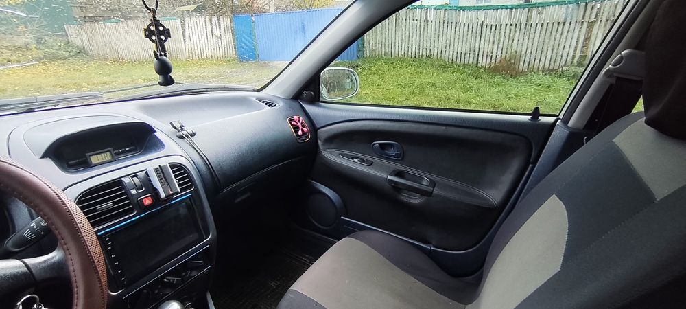 Продам Mitsubishi Carisma