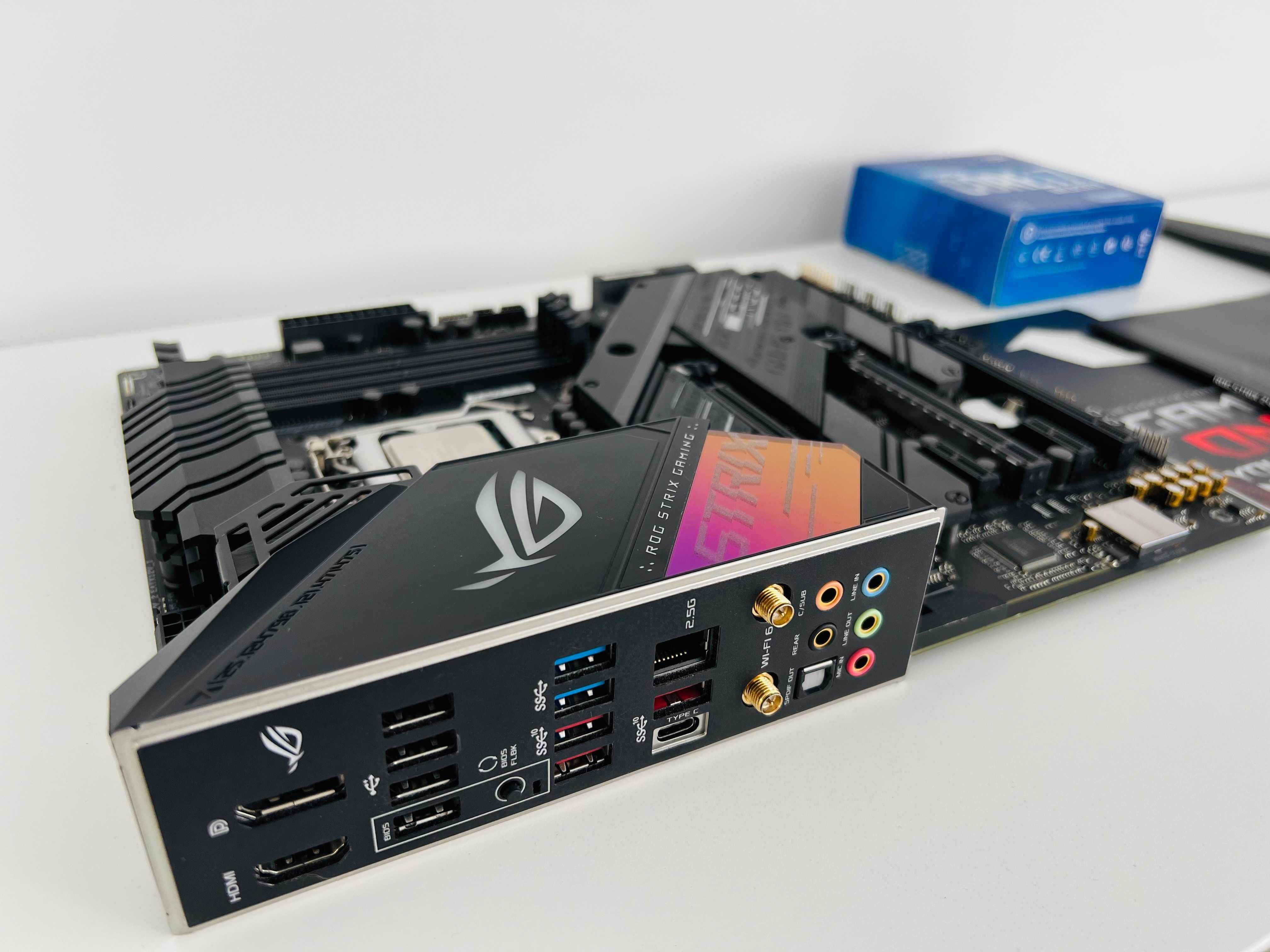 Bundle Intel i7-10700KF + ROG STRIX Z490-E GAMING + Liquid Freezer II