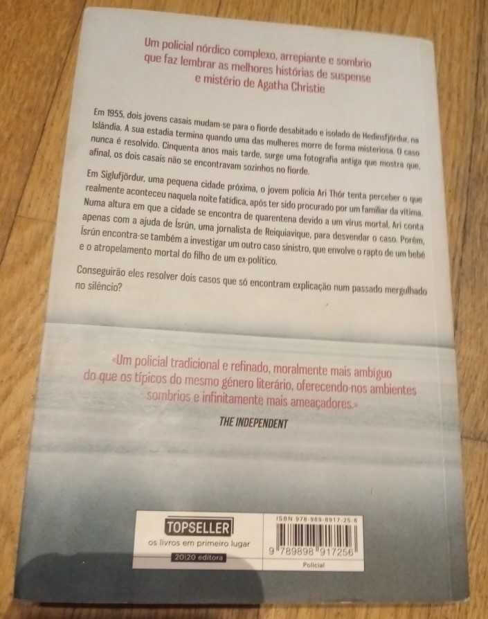 Livro Silêncio de Gelo de Ragnar Jónasson