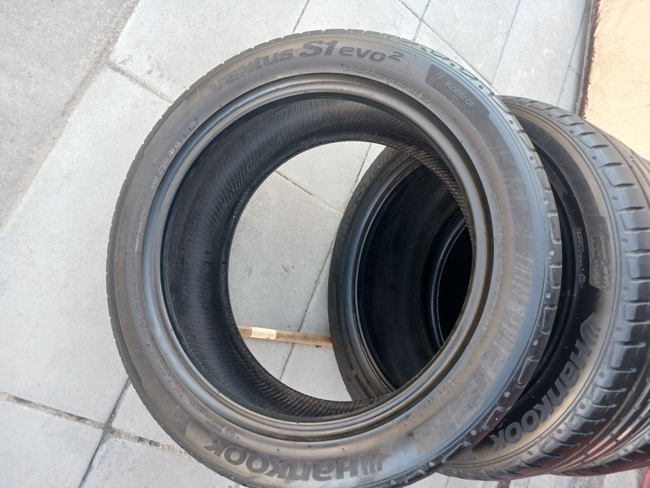 Шини р18 255/45 Хенкук Літо 20 рік