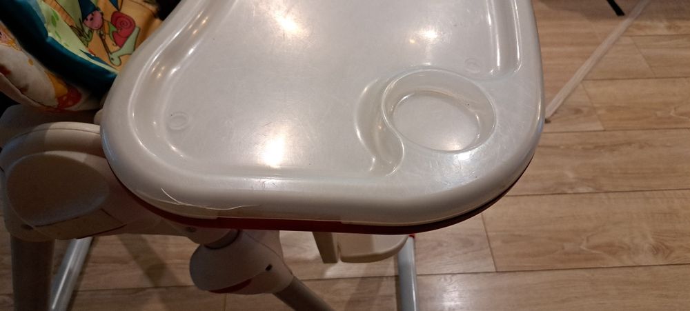 Oddam za darmo fotelik do karmienia chicco