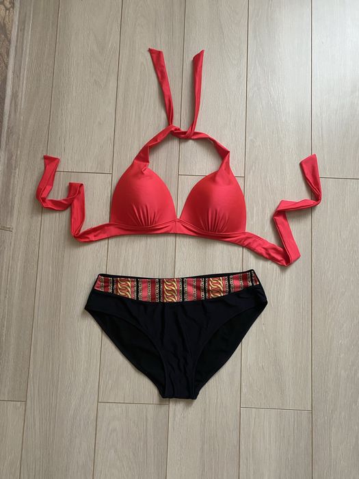 Купальник на розмір л чашка b/c