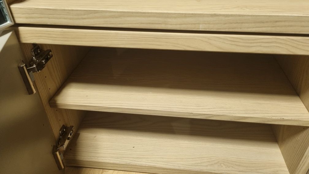 Ikea szafki wiszące Besta