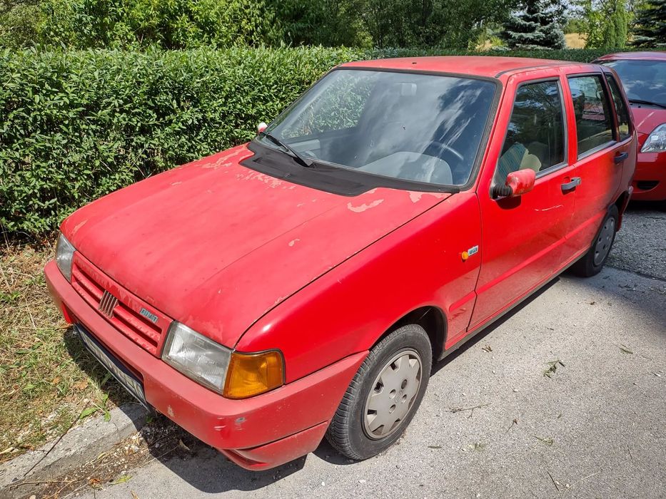 Fiat Uno FIAT Uno 1.0 FIRE 2000r. pierwszy właściciel 25k przebiegu bez rdzy