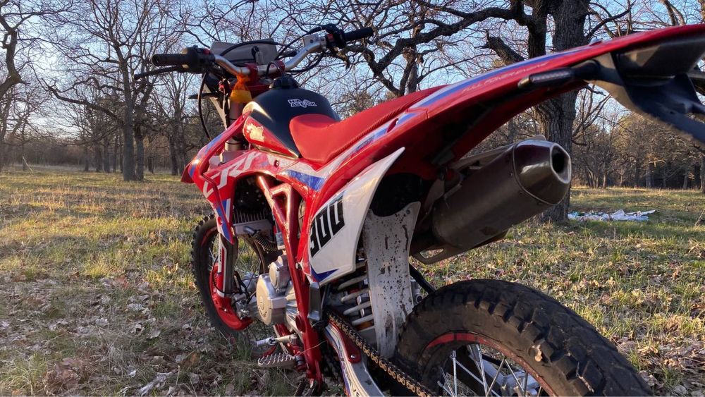 Продам CRF300