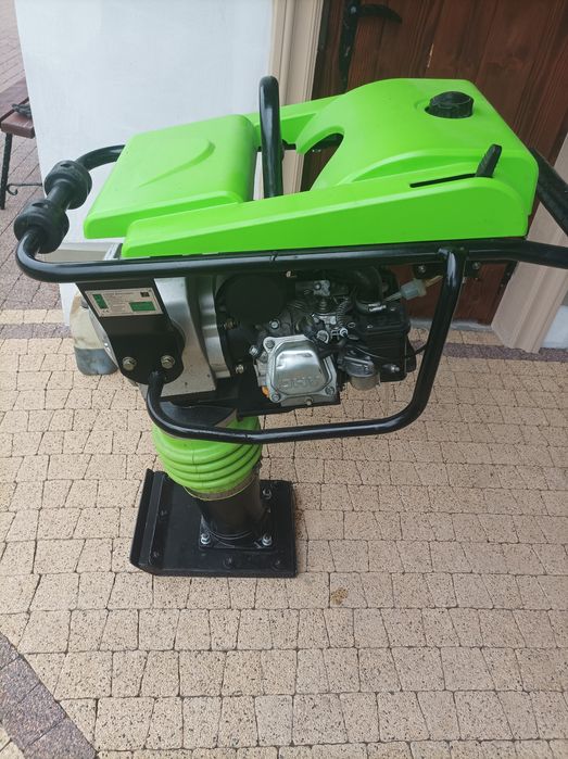 Skoczek zipper ZI RAM80C