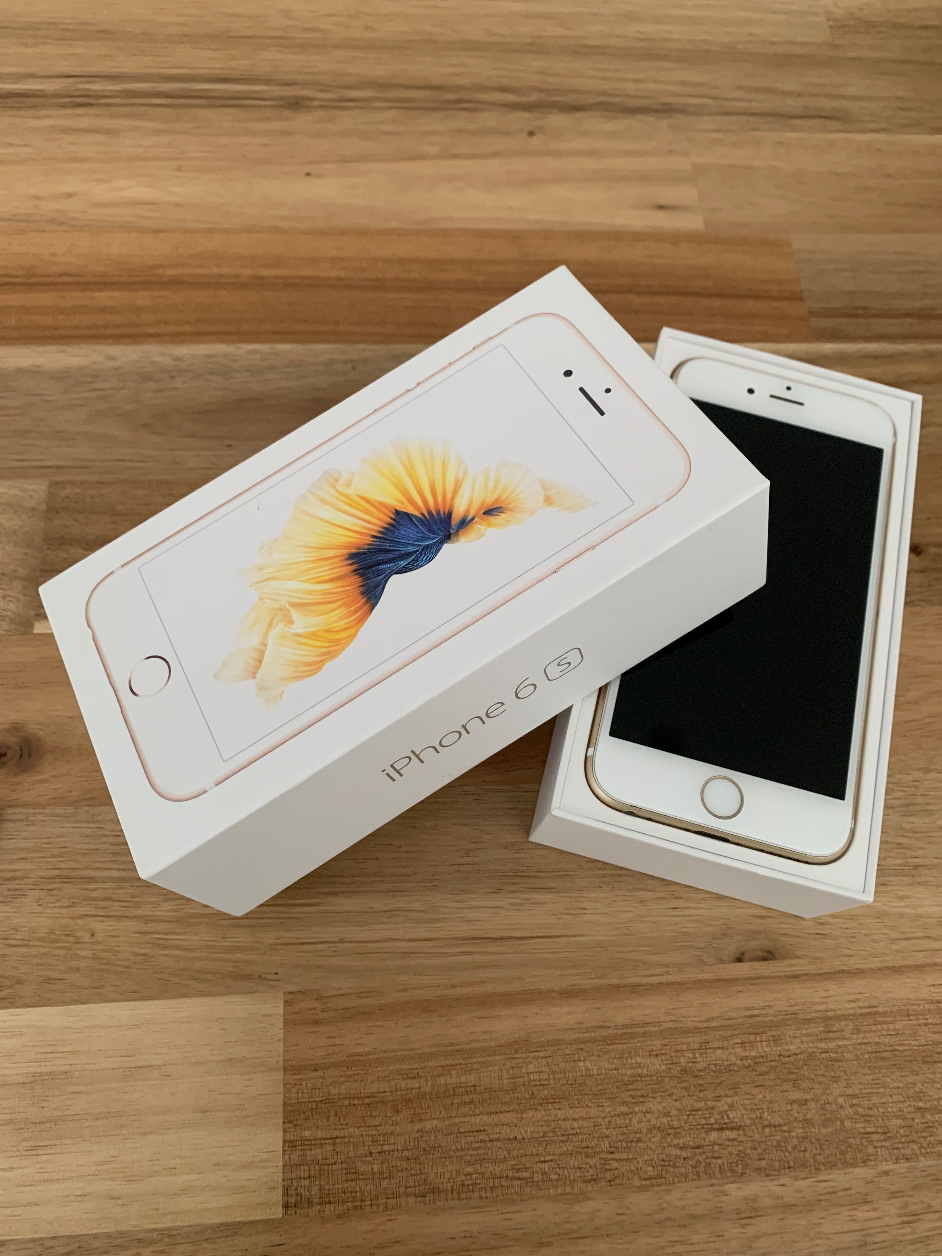 iPhone 6S 32 GB dourado