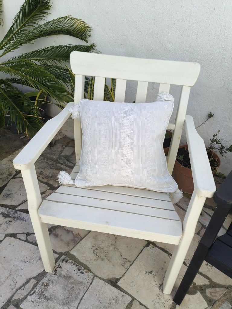 Vende cadeiras para exterior