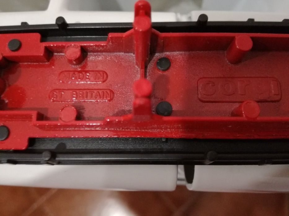 Corgi Volvo Container Truck