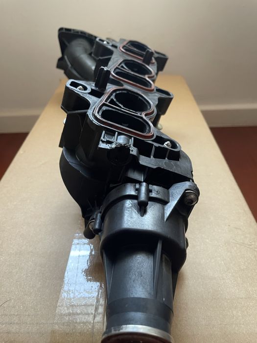 Coletor de admissão sem borboletas - BMW 1.5 Diesel B37