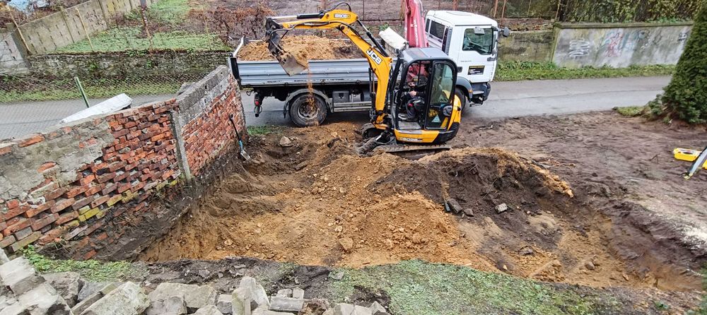 Minikoparka JCB 8026