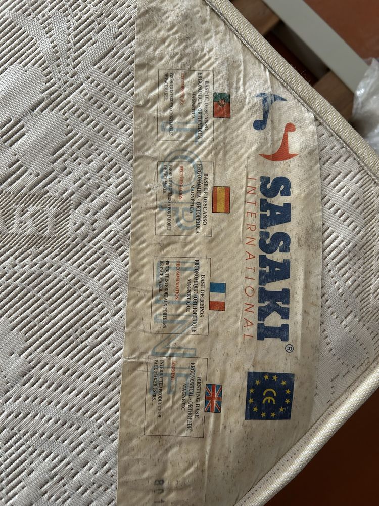 Estrado e Colchão Sasaki 138 x 195 cm