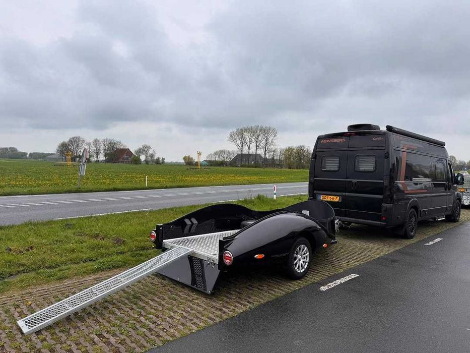 Причіп/причеп для мотоцикла CHARIOT LORGANO-Pragmatec 750-1500 кг