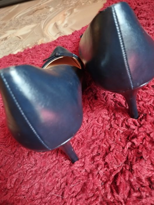 Туфлі -лодочки 38 р.