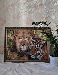 Гобеленова картина з дикими кішками з левом та тигром 86х66 нова