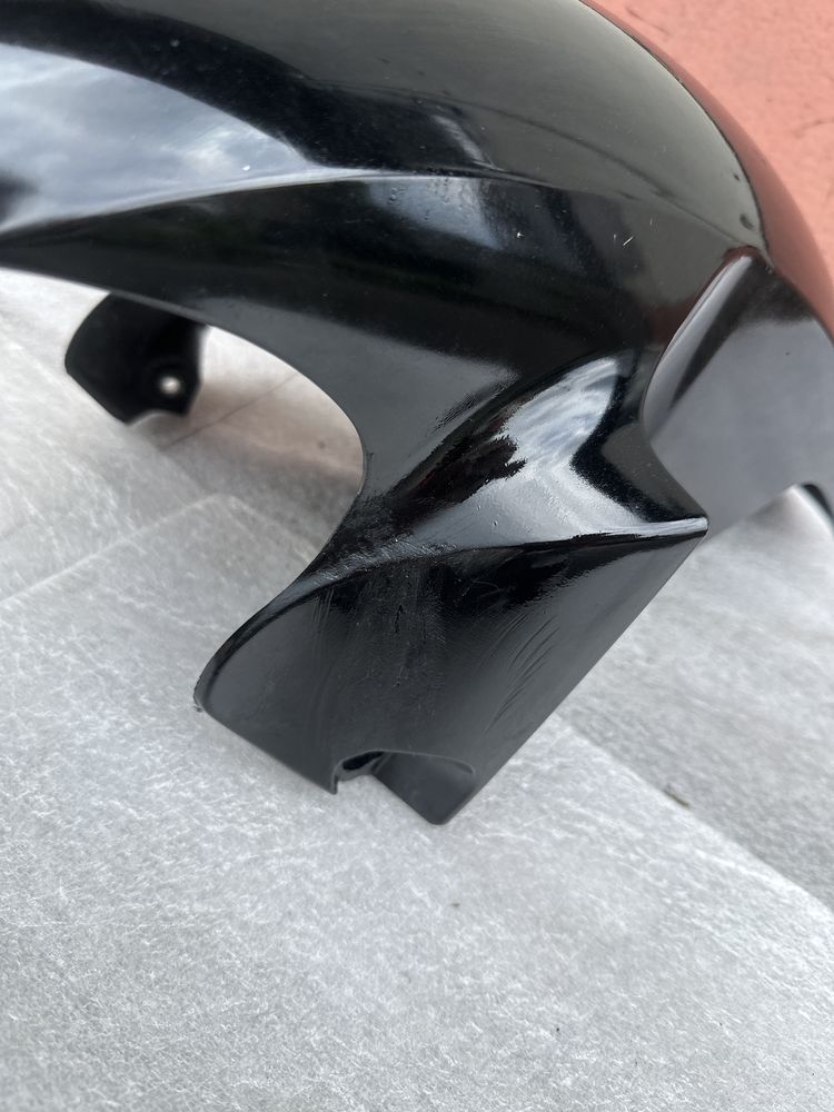 Błotnik Yamaha R6 RJ11 przód Przedni Czarny