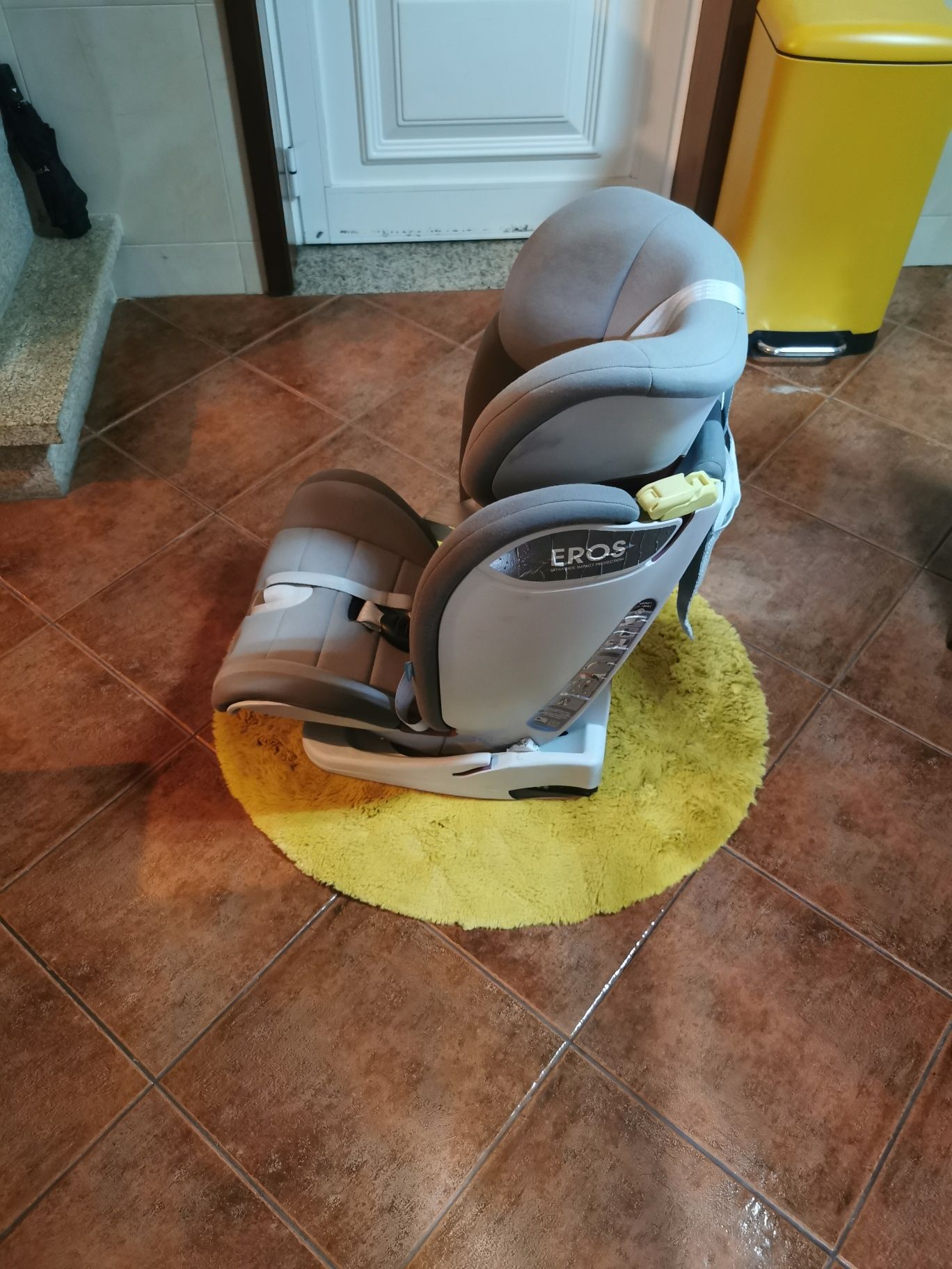 Cadeira de bebé como nova