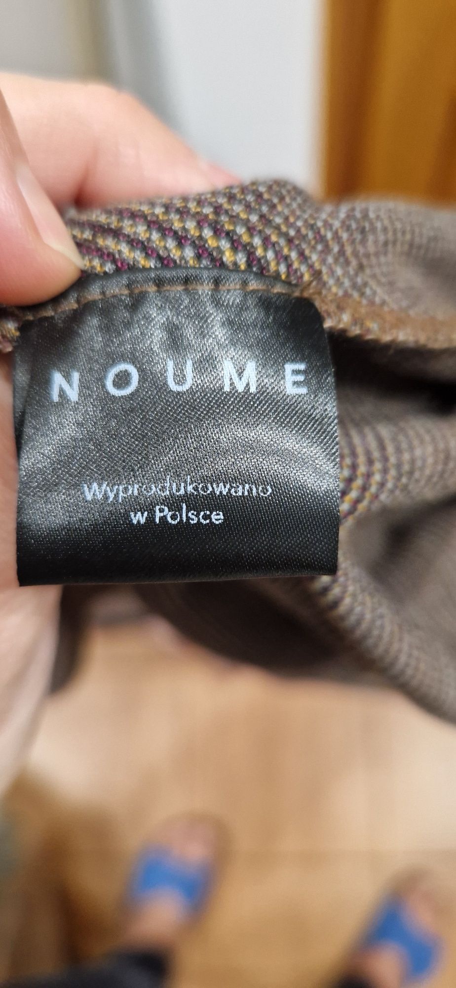 Noume model Plum jesienno-zimowa sukienka 42