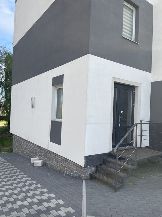 Нежитлове приміщення, салон краси, магазин61,3м2