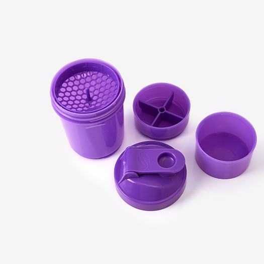 Шейкер для смешивания и хранения.