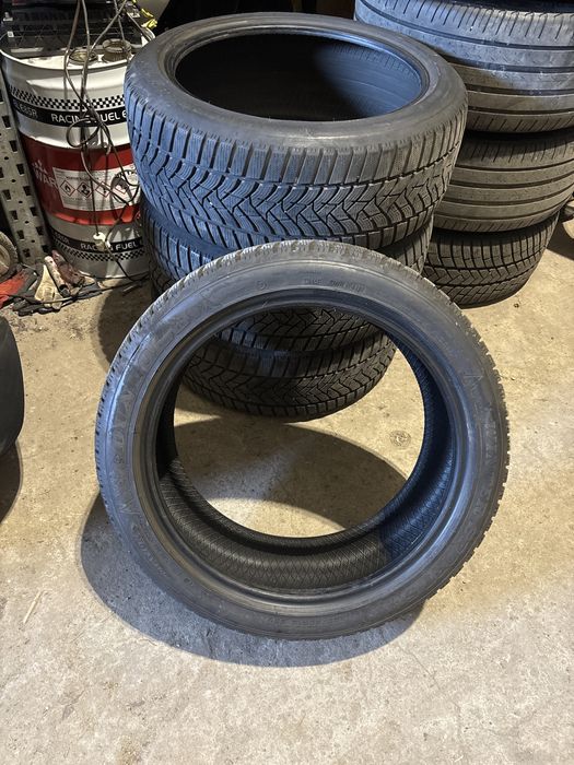 Dunlop Winter Sport 5. 225/45/18 35V 6 do 7 mm