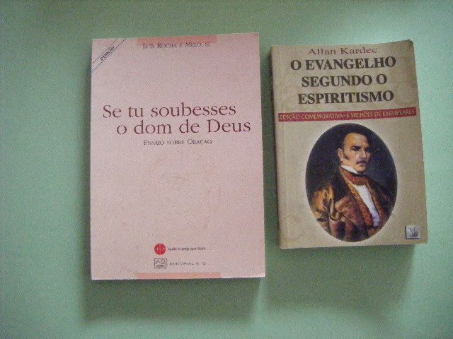 Livros: Papa Francisco/ João Paulo II/ Stº António/ Deus etc