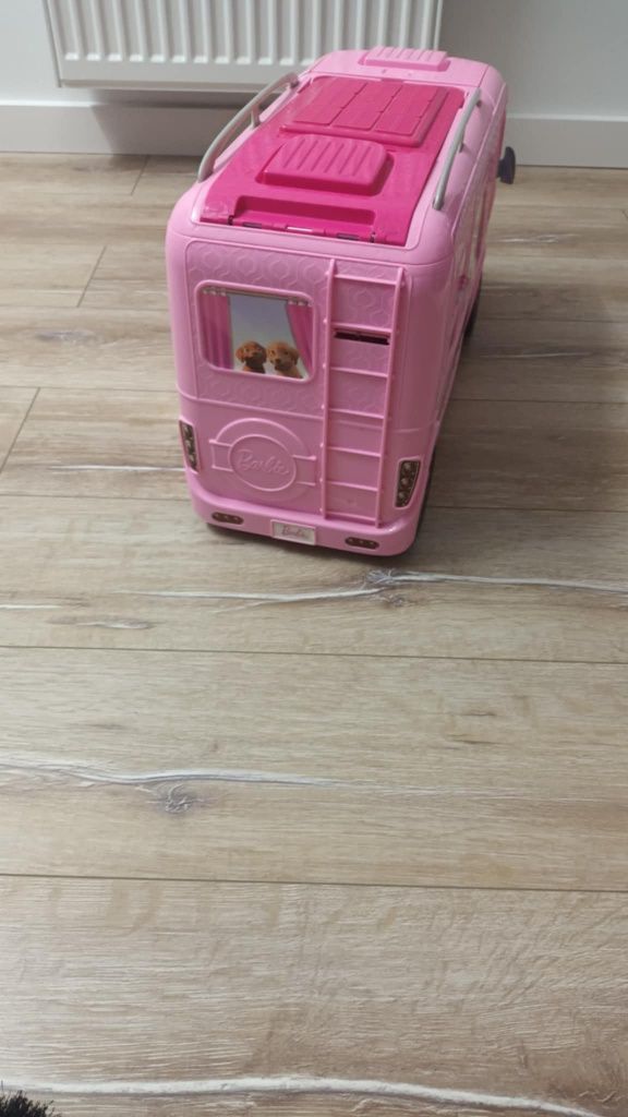 Kamper Barbie Smyk