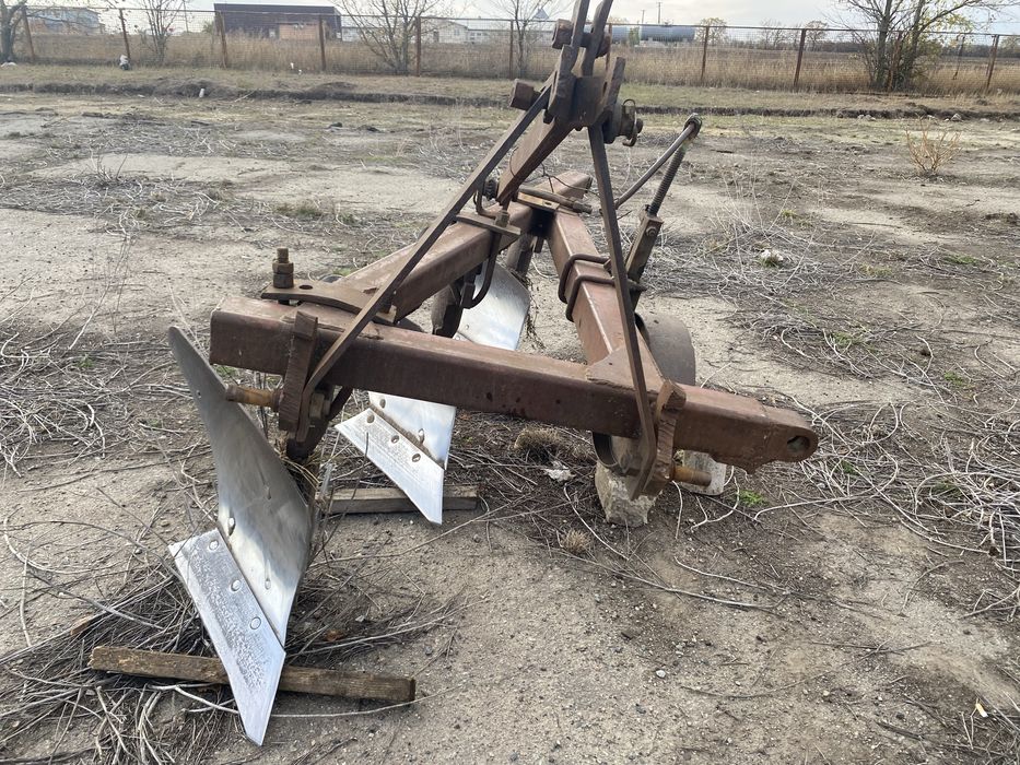 Срочно продам плуг