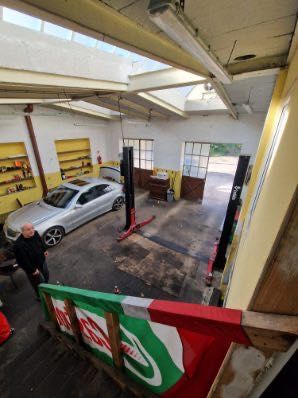 Wynajmę warsztat samochodowy/ garaż / hurtownie