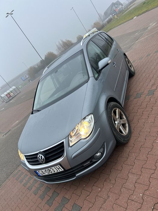 Sprzedam Vw TOURAN 2009r