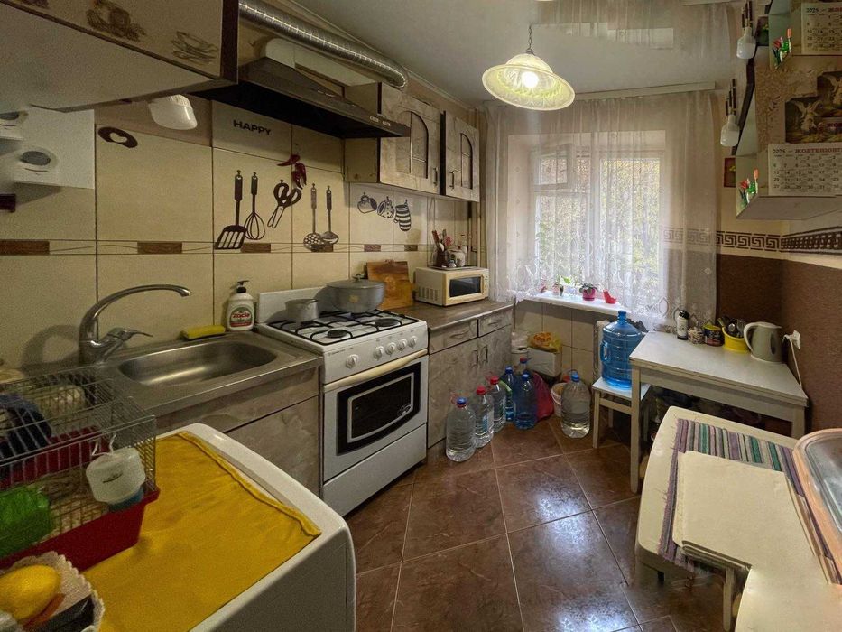 Продаж 1-кімнатної квартири у Львові, вул. Роксоляни