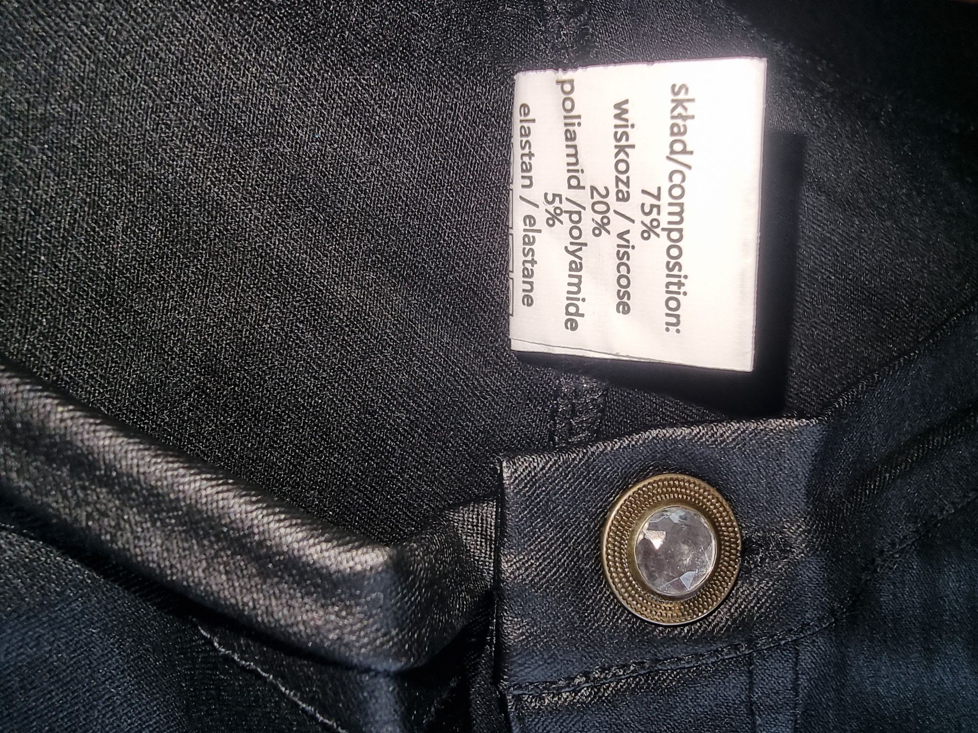 Rozciągliwe spodnie woskowane