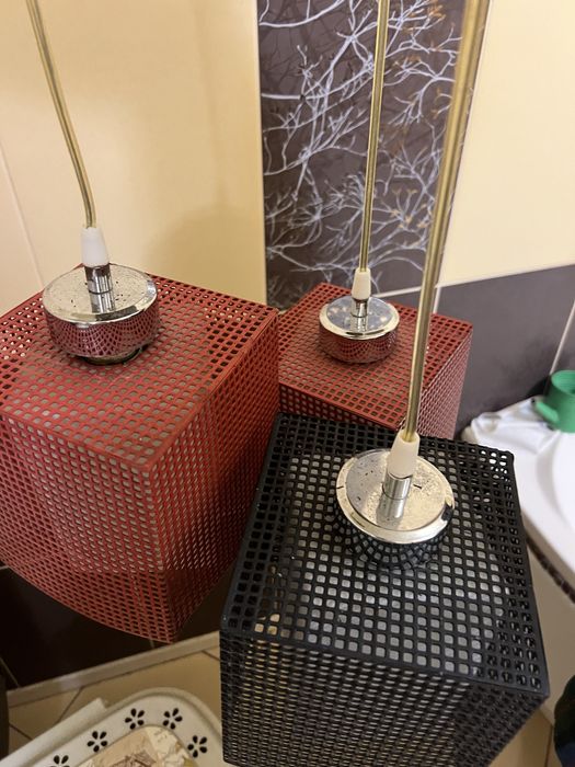 Люстра на три лампочки