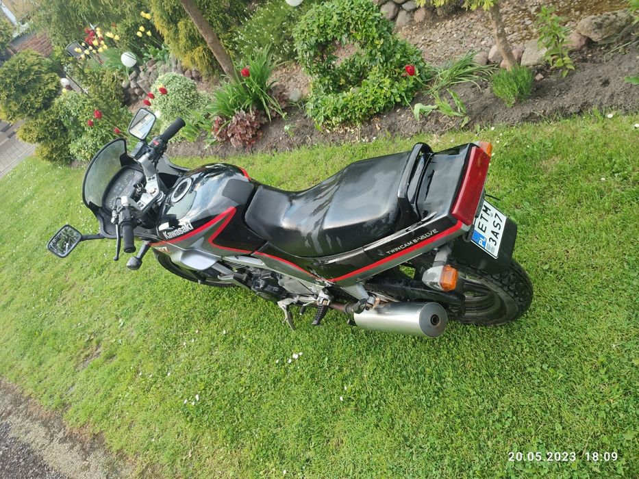 Kawasaki GPZ 500 S