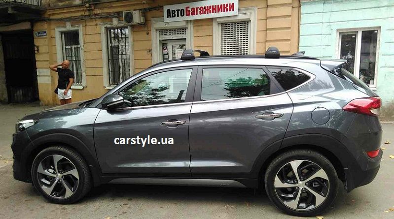 Багажник Yakima Whispbar Prorack Flush Rail Throu на дах авто БВ