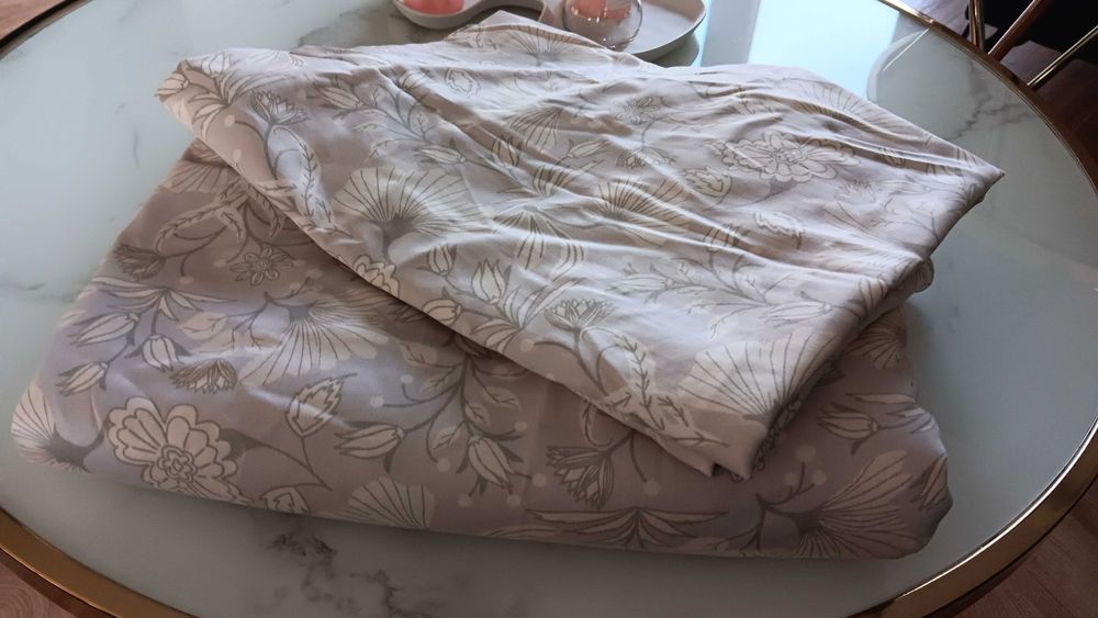 Pościel Livarno 200x220 + dwie poszewki 70x80 beżowa nowa!