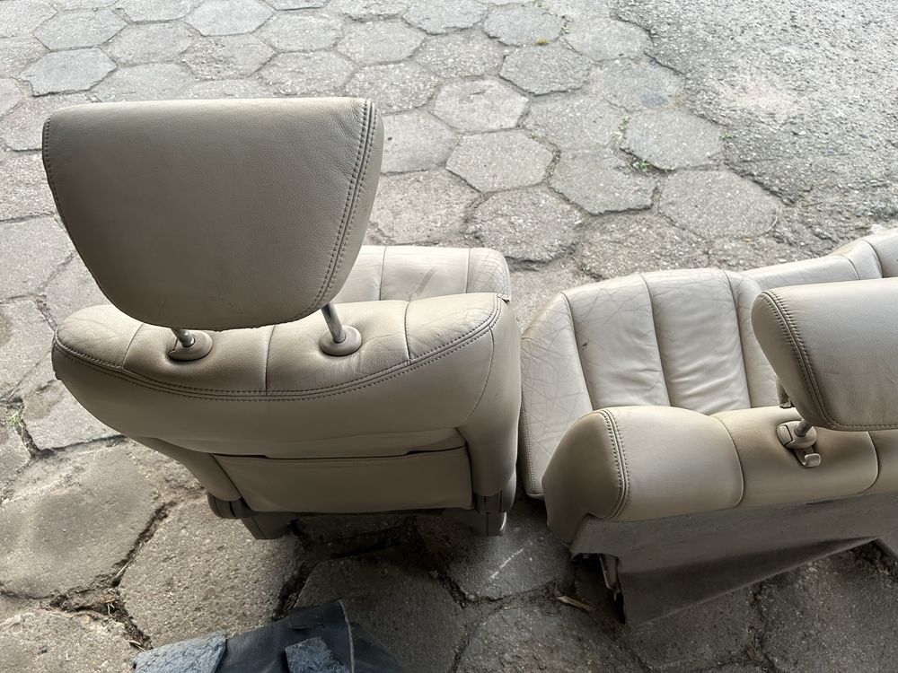 Komplet Fotel kierowcy lewy prawy skóra tylna kanapa Nissan MURANO Z50