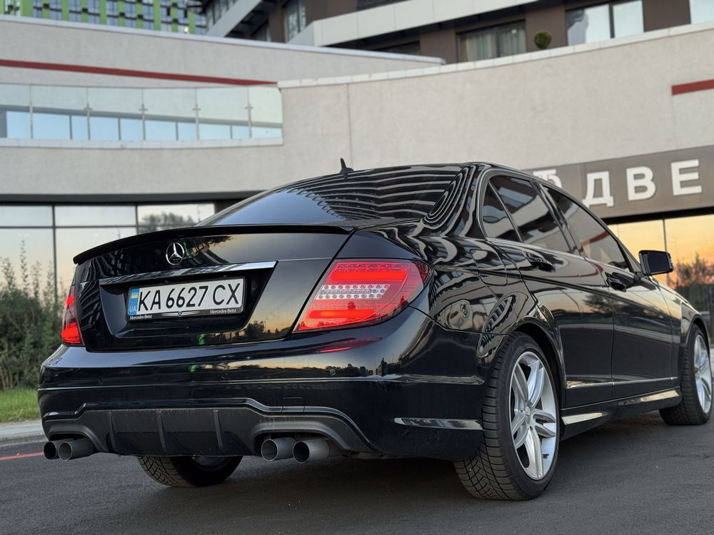 Mercedes C-Class
