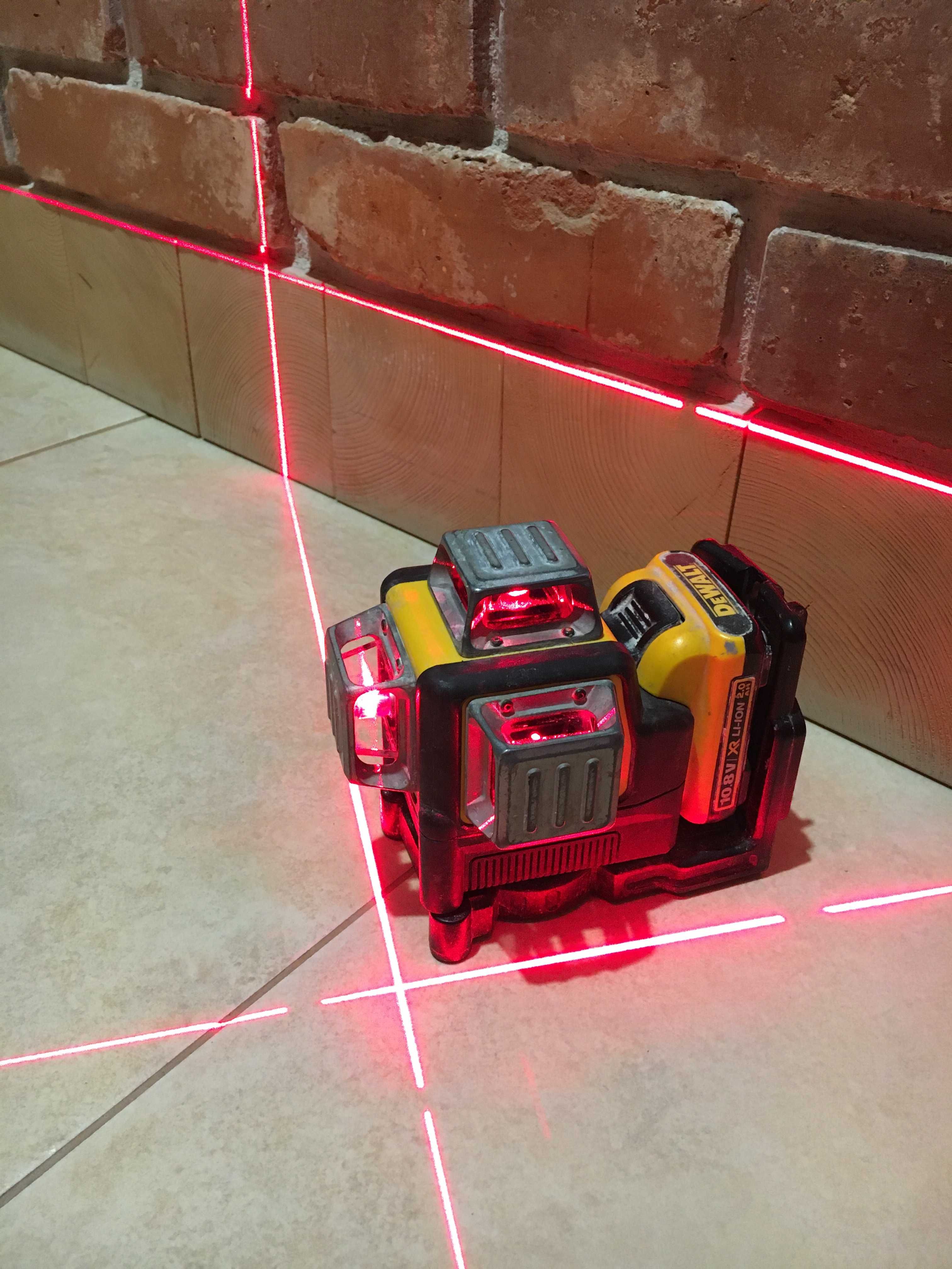 DeWalt laser krzyżowy czerwony