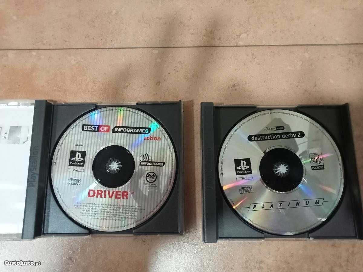 21 Cassetes de Vídeo originais, e 2 jogos originais para Playstation