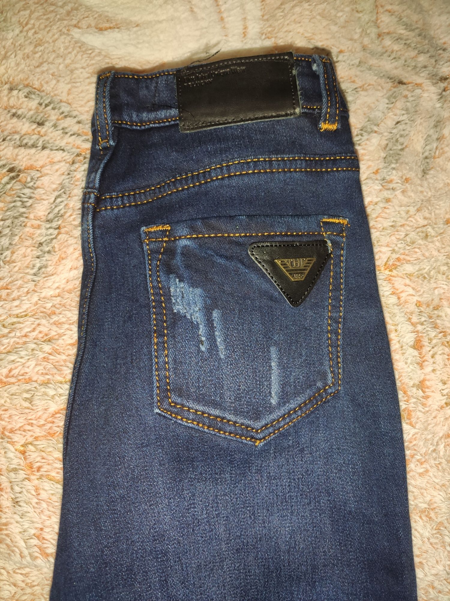Продам жіночі джинси утеплені