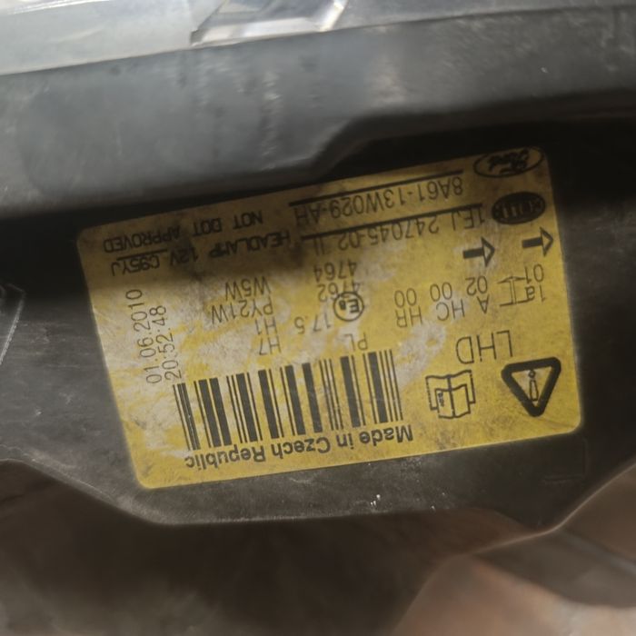 Faróis ópticas óticas ford fiesta mk7 2010