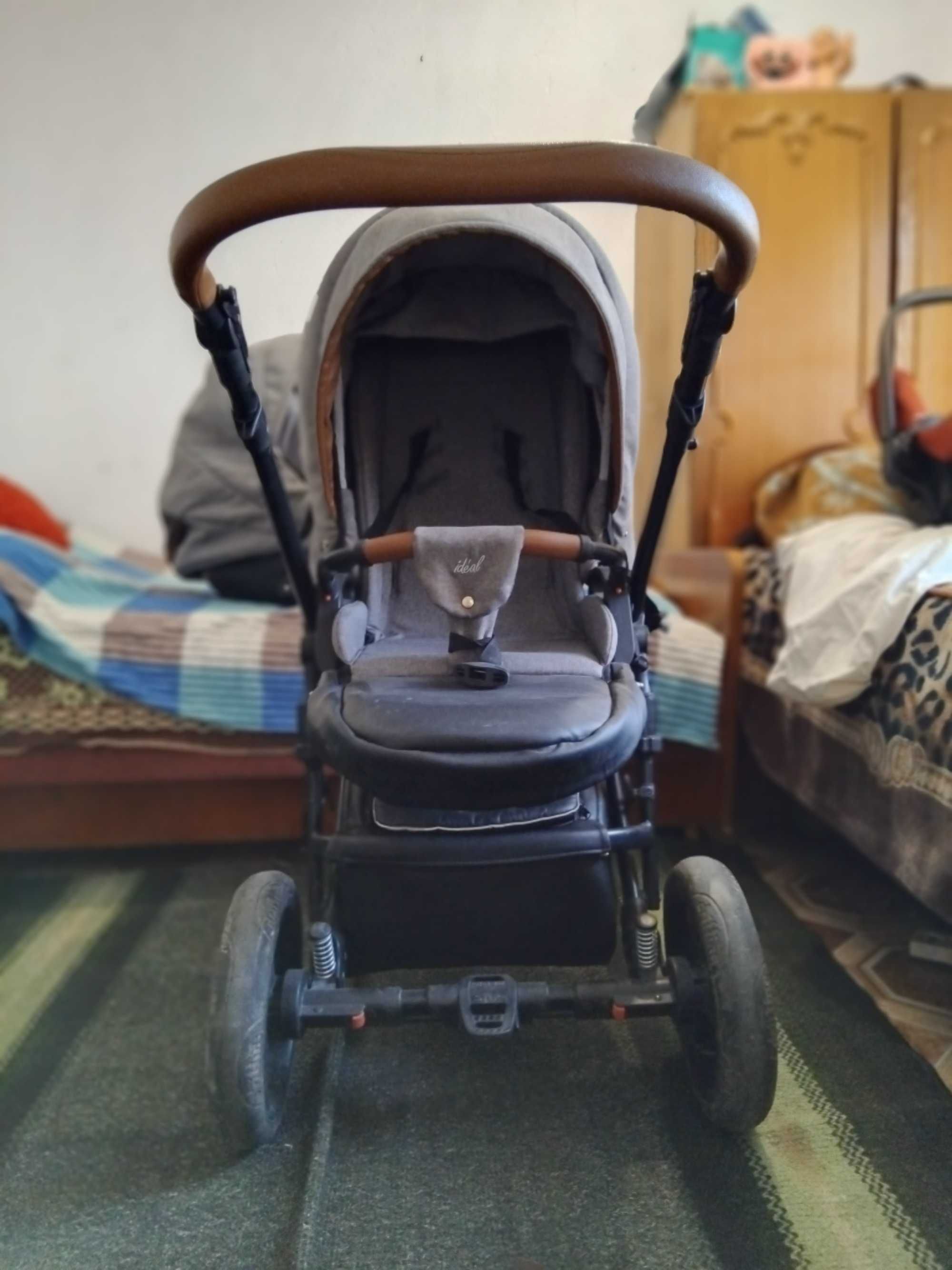 Продам хорошу дитячу коляску 2 в 1