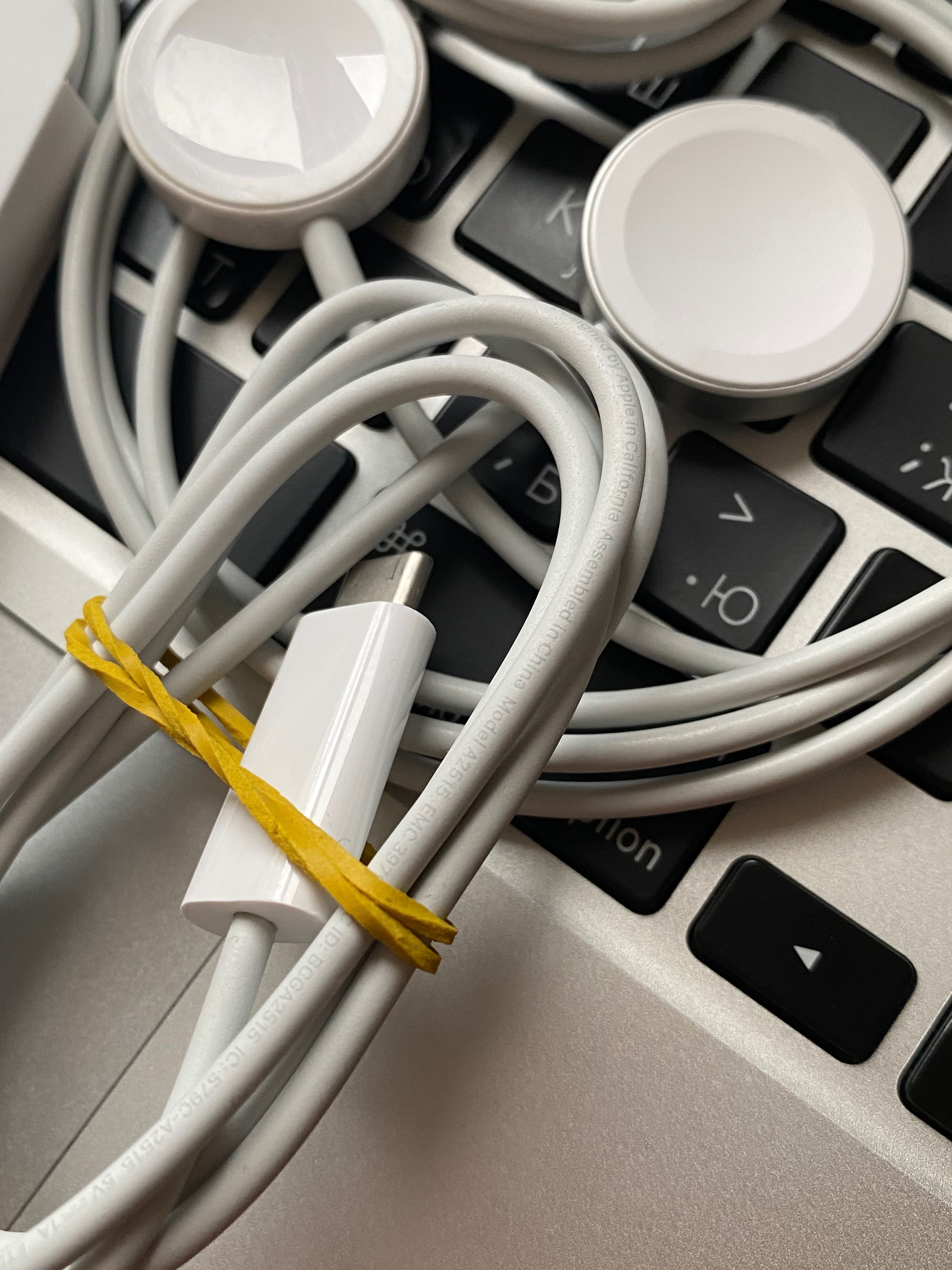 Оригінальні зарядні до годинника Apple Watch USB/USB-C