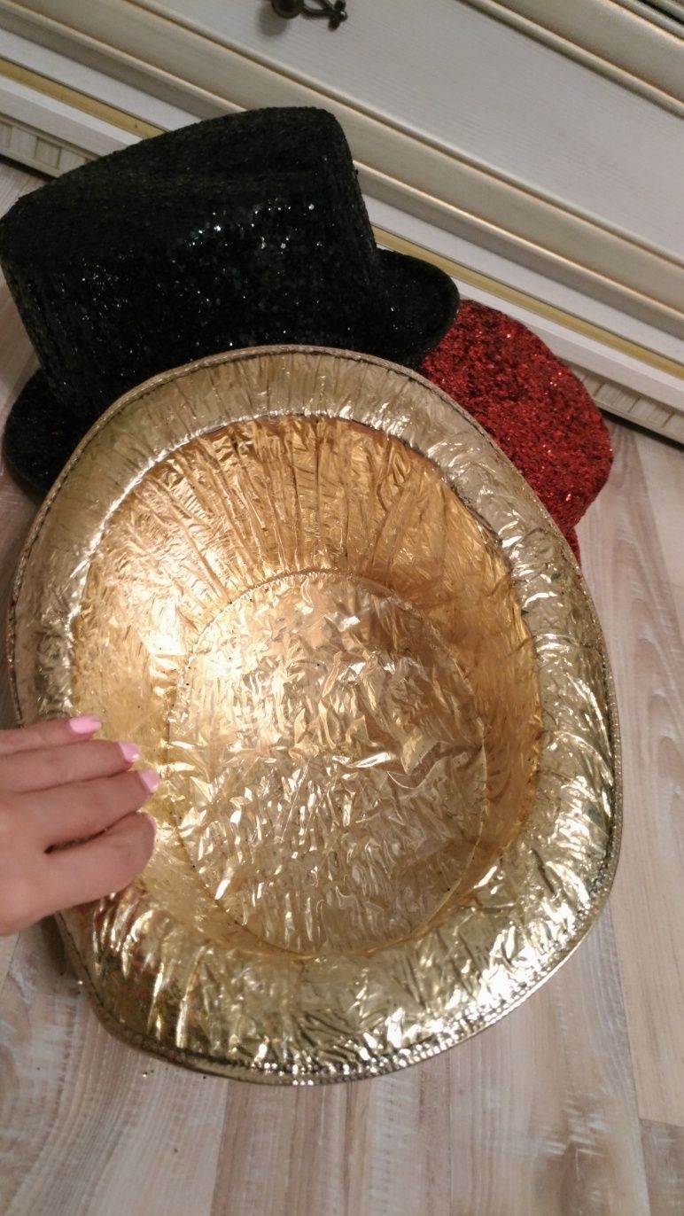 Шляпы  карнавальные