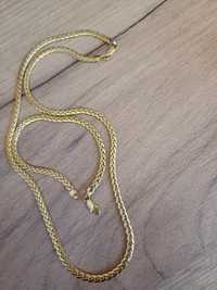 Łańcuszek i bransoletka w złotym kolorze
